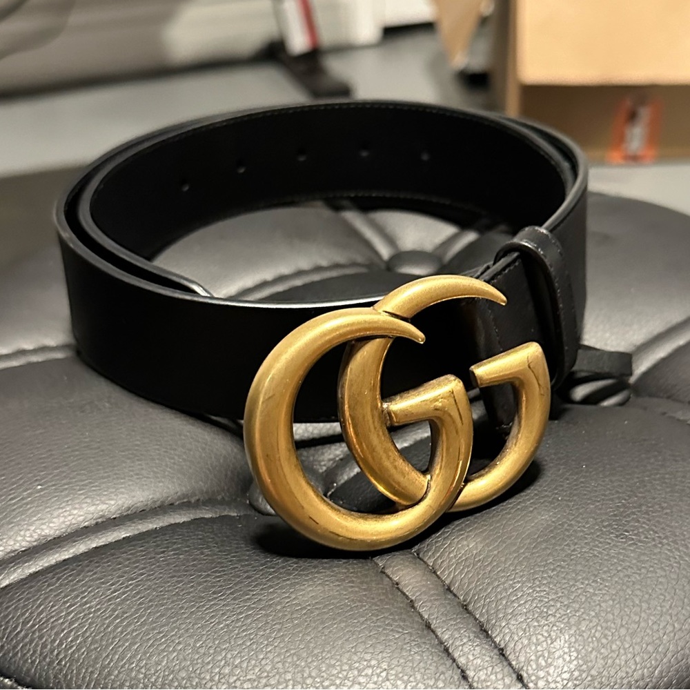 Thick Gold Gucci Black Leather Belt size 32